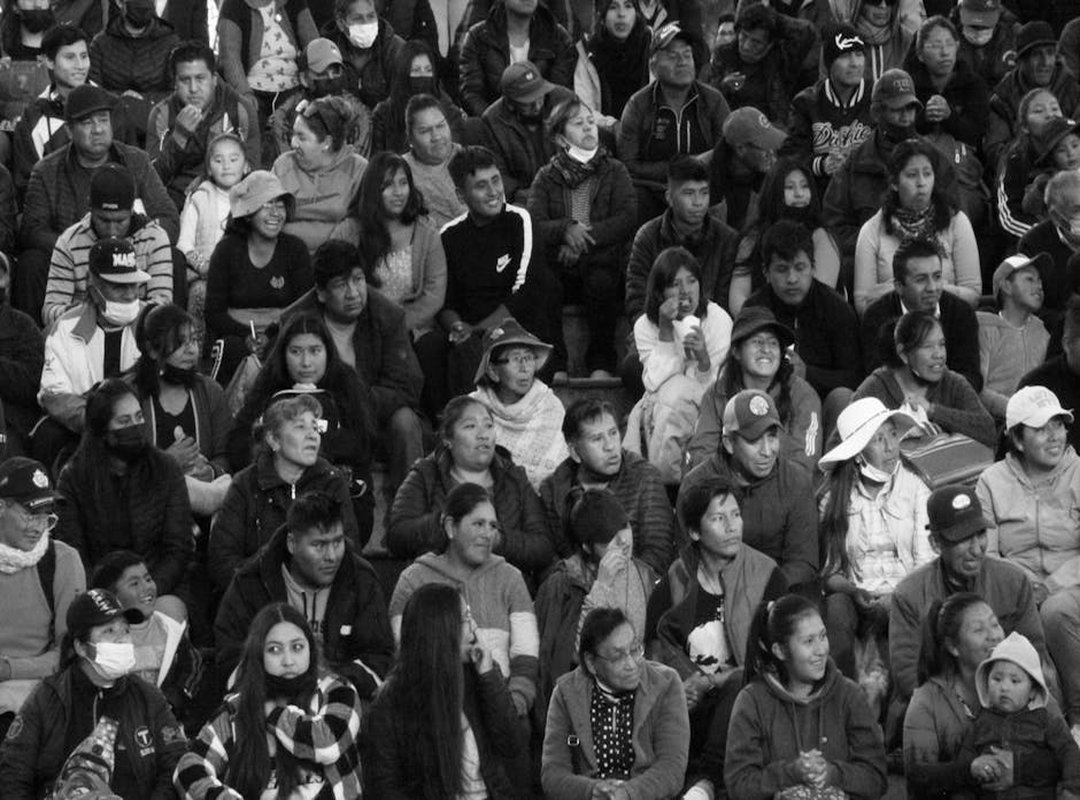 Pastel, Festejos y Realidad: Memes que Capturan la Esencia de la Celebración